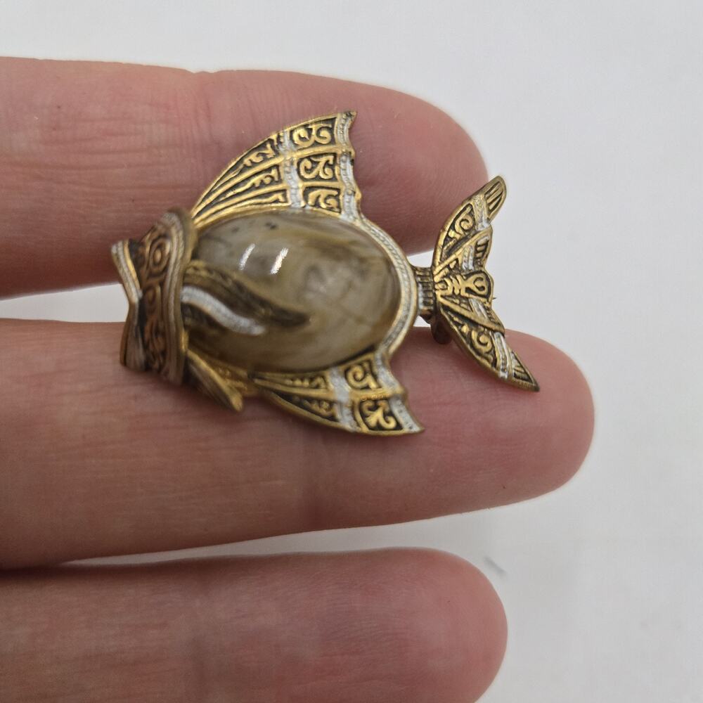 Vintage Damascene SPAIN Agate Swirled Lucite Belly Fish Goldfish Pin Brooch